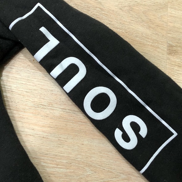 SoulCycle Crewneck - Picture 5 of 6